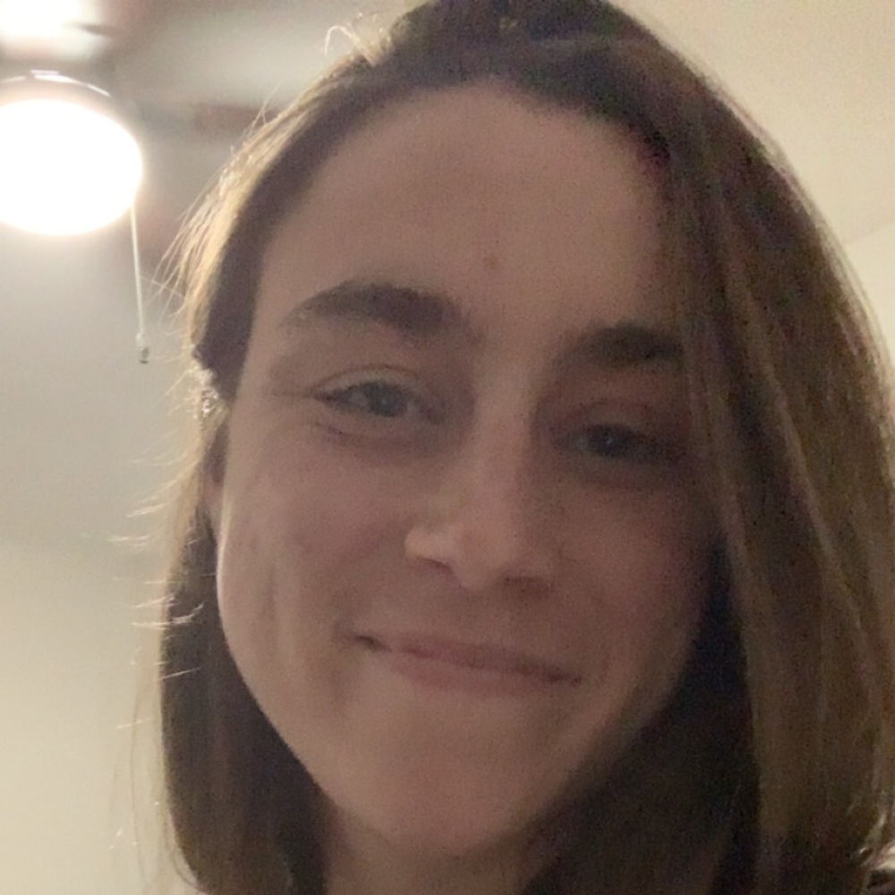 Meet your Posher, Olivia